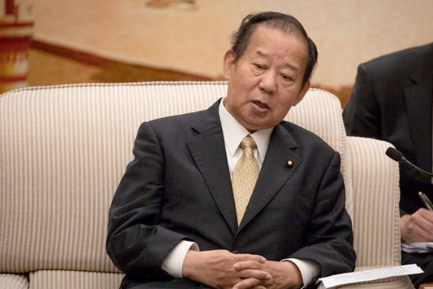 Japón: el partido gobernante quiere incorporar mujeres siempre y cuando no hablen
