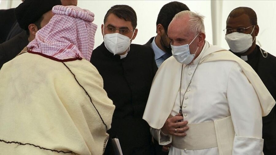 El Papa pidió decir “no al terrorismo y a la instrumentalización de la religión”