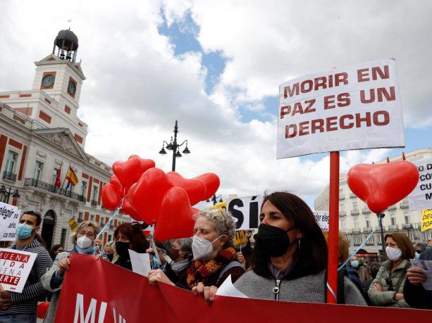 España legalizó la eutanasia y el suicidio asistido