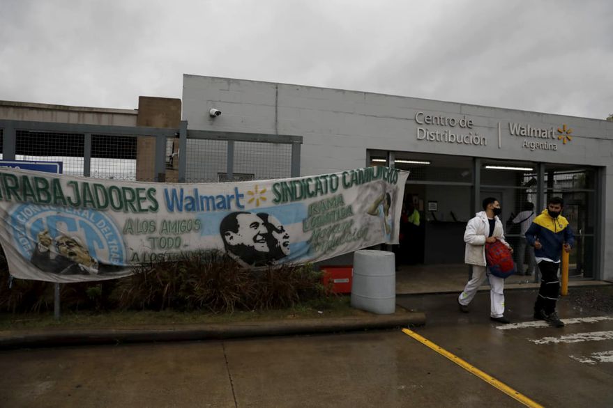 Moyano vs. Walmart: hubo acuerdo en el conflicto gremial