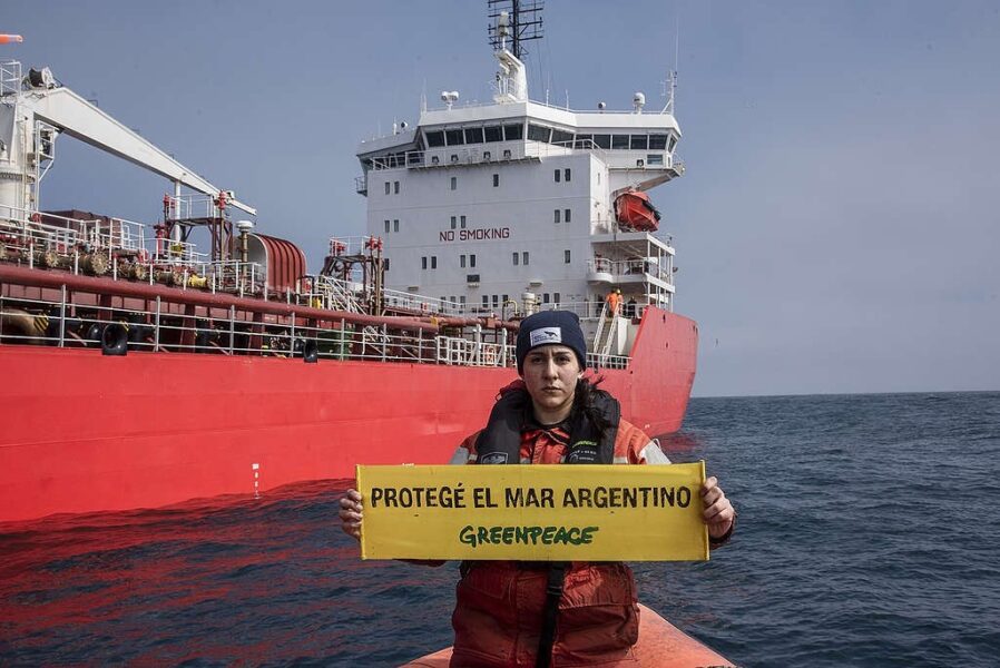 Greenpeace llama a sumarse contra la explotación petrolera en Mar Argentino