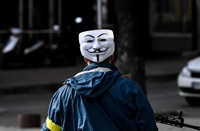 Anonymous amenaza a Vladimir Putin: “Tus secretos nunca estarán a salvo”