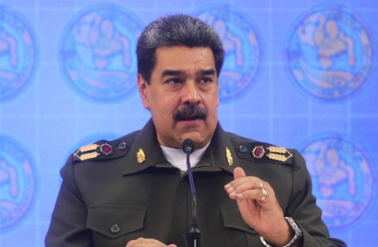 Maduro firma un acuerdo de cooperación de 20 años con el régimen iraní