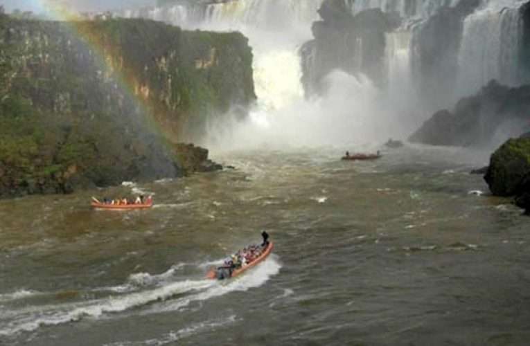 Hallaron un cadáver en Foz del Iguazú: podría ser el del turista que cayó en las Cataratas