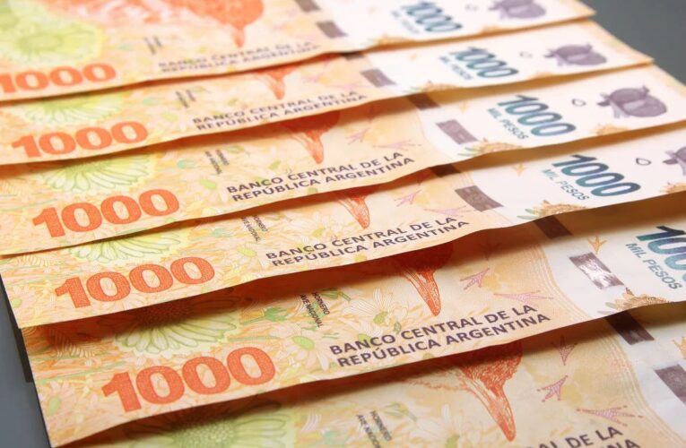 Aumentan el salario mínimo: llegará a 118 mil pesos en septiembre