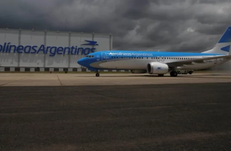 Murió un niño de dos años durante un vuelo de Aerolíneas Argentinas