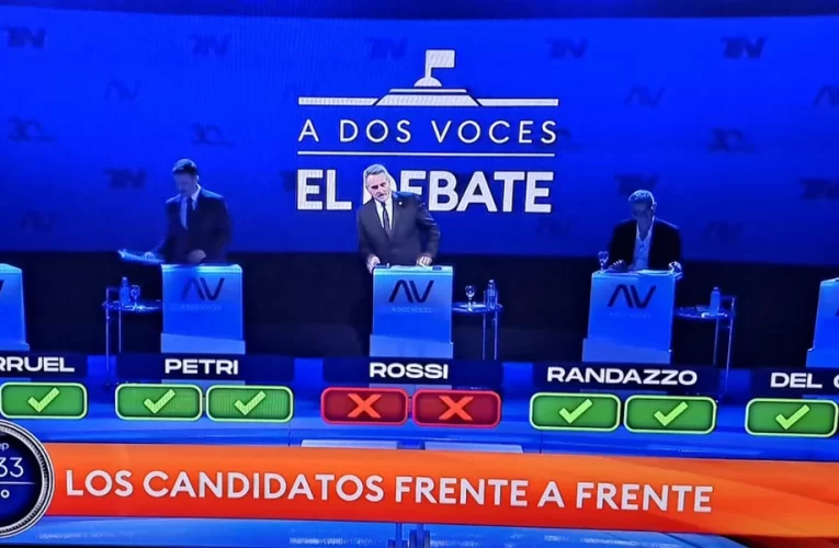 «Intensos Cruces Políticos y Personales Dominan el Debate entre Candidatos a Vicepresidentes»