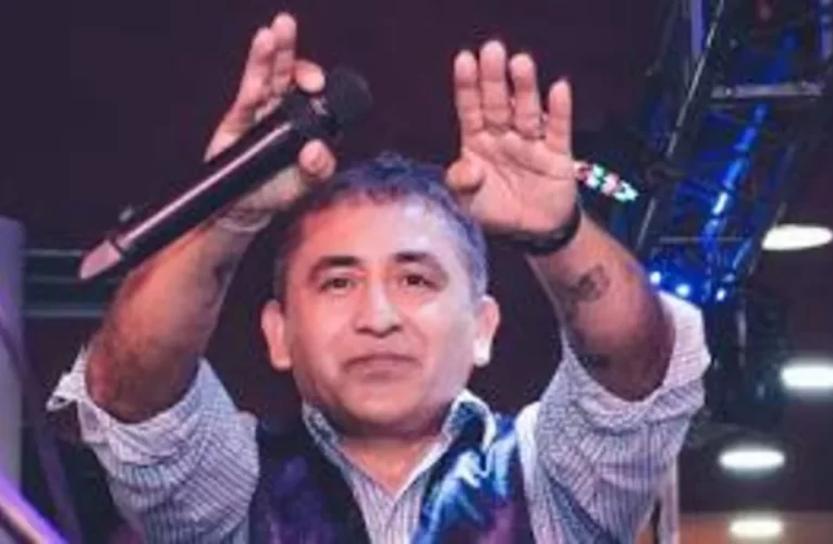 Murió el cantante Huguito Flores en un choque en la Ruta 34 junto con su esposa y su cuñado