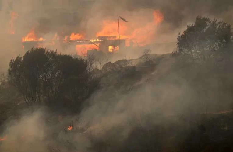 La cifra de fallecidos por los incendios en Chile es de casi un centenar
