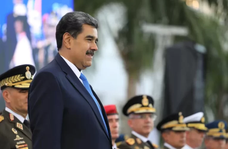 Tensión con Venezuela: seis dirigentes opositores a Maduro están refugiados en la embajada argentina