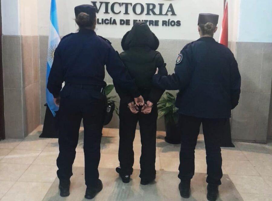 Cayó nuevamente un ex policía por presunta venta de drogas en pleno centro de Victoria