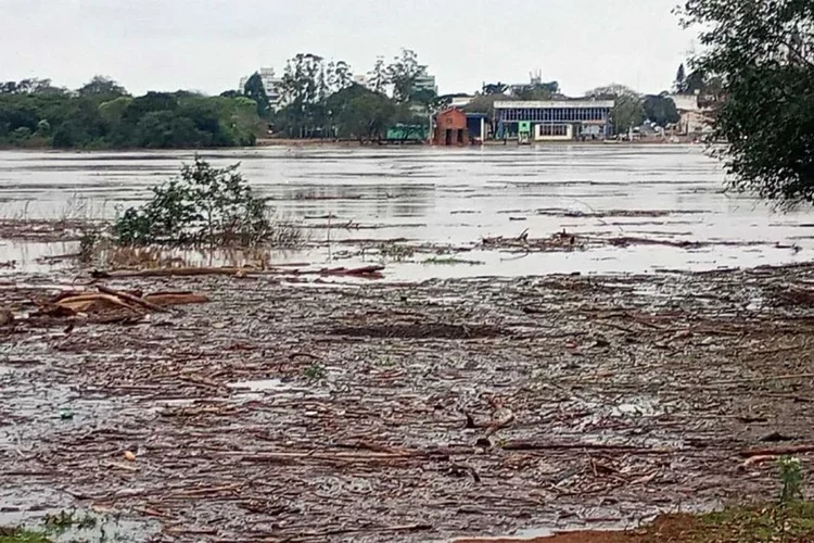 Crecida Río Uruguay: Mientras en Concordia superaría los 10 metros, en Corrientes hay dos localidades en nivel de “alerta”