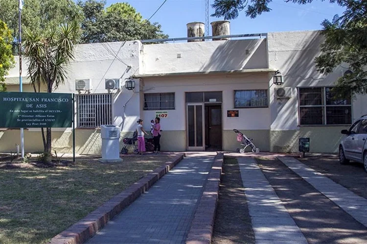 Manejaba una ambulancia con 2.52 de alcoholemia: la Provincia argumentó pérdida de confianza y dispuso su cesantía